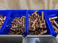 Ca. 18x assortimentsbak met diverse koppelingen roodkoper - afbeelding 18 van  19