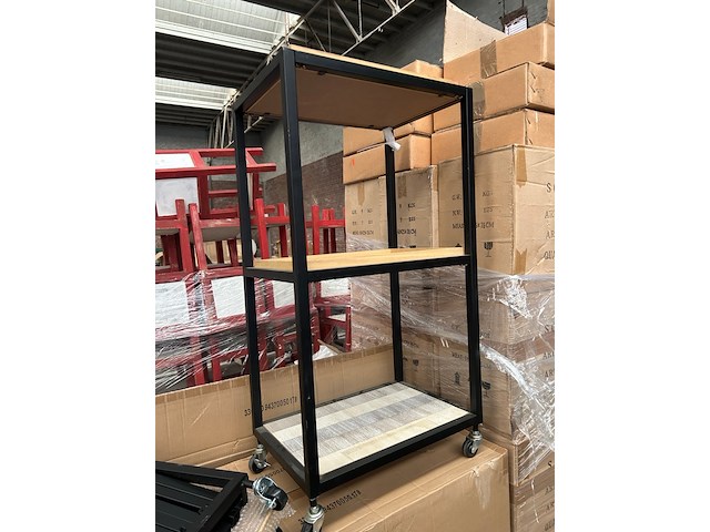 Ca. 18x bijzettafel verrijdbaar crate & cargo - afbeelding 2 van  4