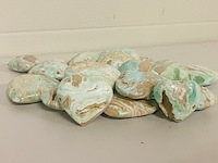 Ca. 18x blue caribbean calciet harten - afbeelding 1 van  5
