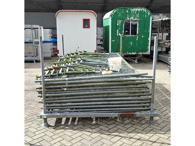 Ca. 18x bouwhek in transportbok - afbeelding 3 van  6