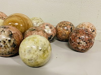 Ca. 18x calciet / opaal bollen - afbeelding 4 van  5