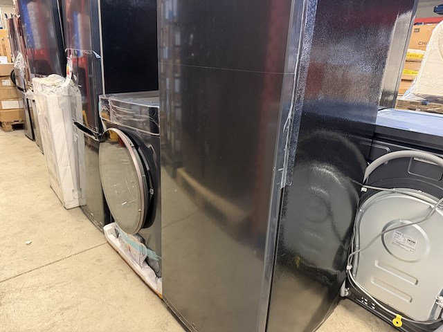 Ca. 18x chiq witgoed w.o. wasmachines, koelkasten, vriezers - afbeelding 8 van  16