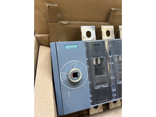 Ca. 18x divers schakelmateriaal , w.o. hager - afbeelding 8 van  9