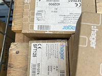 Ca. 18x divers schakelmateriaal , w.o. hager - afbeelding 9 van  9