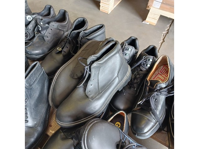 Ca. 18x diverse werk / kantoor schoenen, emma, atlas, gerba, defensie, neskrid - afbeelding 2 van  11