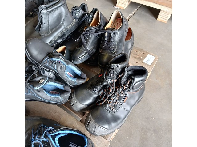 Ca. 18x diverse werk / kantoor schoenen, emma, atlas, gerba, defensie, neskrid - afbeelding 3 van  11