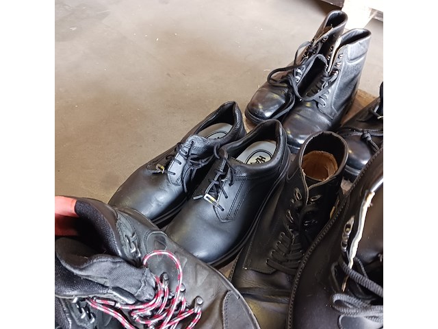 Ca. 18x diverse werk / kantoor schoenen, emma, atlas, gerba, defensie, neskrid - afbeelding 10 van  11