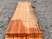 Ca. 18x douglas balken fijnbezaagd, 120x120mm, lengte 400cm