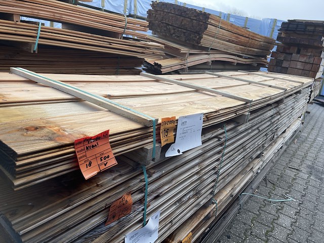 Ca. 18x douglas kraaldelen, 18x180mm, lengte 500cm - afbeelding 2 van  3