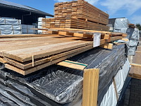 Ca. 18x douglas planken fijnbezaagd, 18x150mm, lengte 4/300cm, 14/400cm - afbeelding 2 van  3