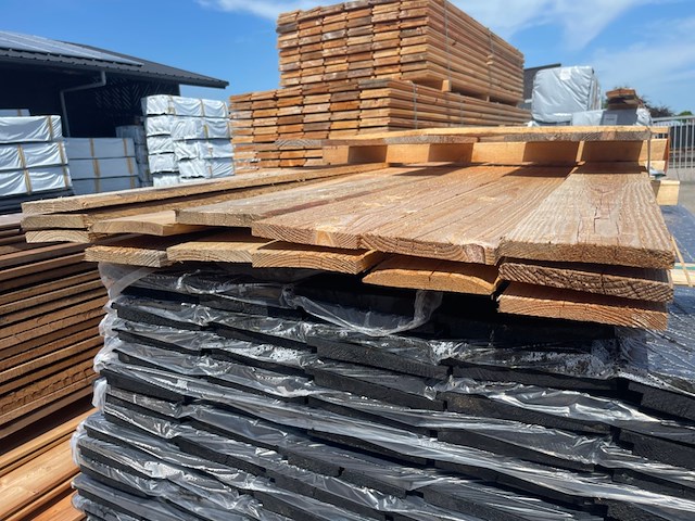 Ca. 18x douglas planken fijnbezaagd, 18x150mm, lengte 4/300cm, 14/400cm - afbeelding 3 van  3