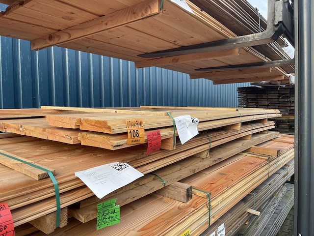 Ca. 18x douglas zweeds rabat, 28x190mm, lengte 400cm - afbeelding 2 van  3