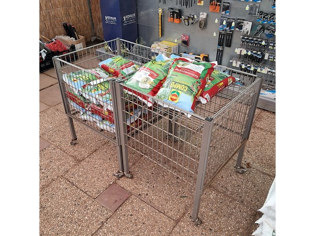 Ca. 18x gazonmeststof, compo - afbeelding 3 van  9