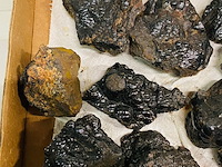 Ca. 18x hematiet clusters - afbeelding 5 van  6