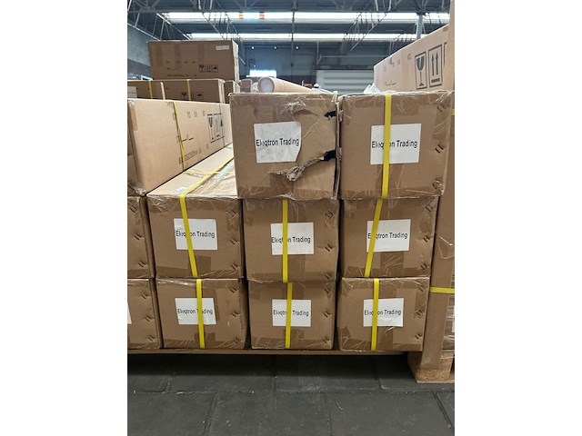 Ca. 190x led tube 18w 6000k 1197 mm, qbright, qb-lt-18w-6k-125-1197 - afbeelding 1 van  4