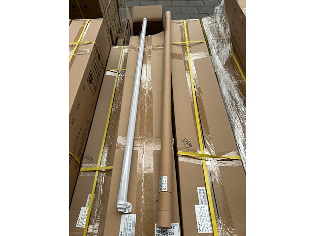 Ca. 190x led tube 18w 6000k 1197 mm, qbright, qb-lt-18w-6k-125-1197 - afbeelding 2 van  4