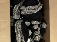 Ca. 190x mutsen, dan carol - afbeelding 1 van  5