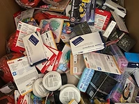 Ca. 190x speelgoed, baby en verzorging, vtech, little dutch, nivea etc.