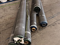 Ca. 191,8m2 kunstgras, 24 mm hoog, groen - afbeelding 2 van  3