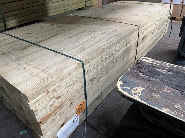 Ca. 192x vuren balken geschaafd/geïmpregneerd, 45x70mm, lengte 300cm - afbeelding 2 van  3