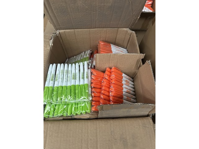 Ca. 1950x boardmarker medium round oranje/lime groen sam creative - afbeelding 1 van  3