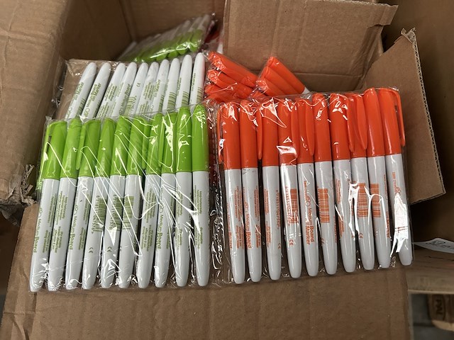 Ca. 1950x boardmarker medium round oranje/lime groen sam creative - afbeelding 3 van  3