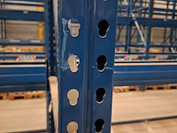 Ca. 196 meter palletstelling met gangpad geleiding - afbeelding 8 van  13