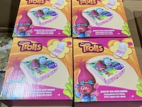 Ca. 196x trolls sieradendozen met spiegel, dreamworks