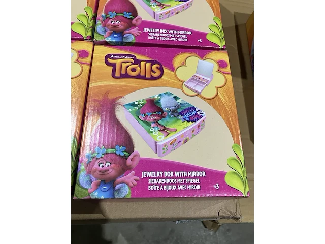 Ca. 196x trolls sieradendozen met spiegel, dreamworks - afbeelding 2 van  4