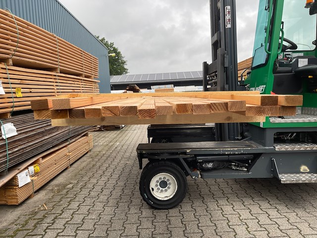 Ca. 19x douglas regels geschaafd, 40x70mm, lengte 500cm - afbeelding 3 van  3