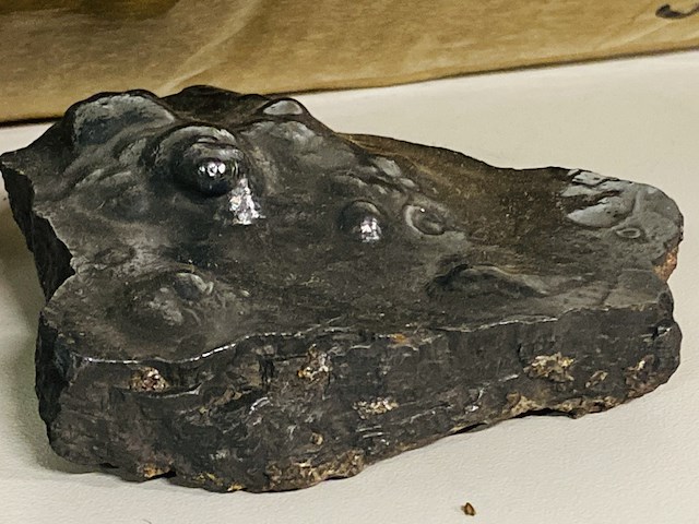 Ca. 19x goethiet ruwe brokken - afbeelding 3 van  6