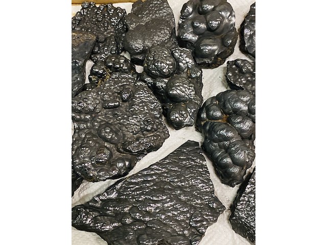 Ca. 19x goethiet ruwe brokken - afbeelding 5 van  6
