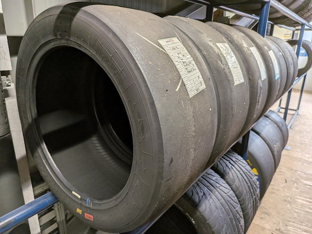 Ca. 19x raceband slicks / regenband, hankook, michelin, pirelli - afbeelding 32 van  39