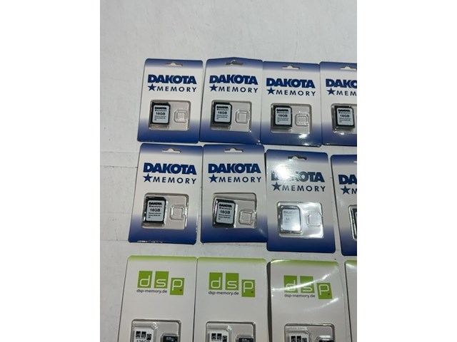 Ca. 19x sd + micro sd kaarten 16, 32, 64 en 128 gb - afbeelding 2 van  7