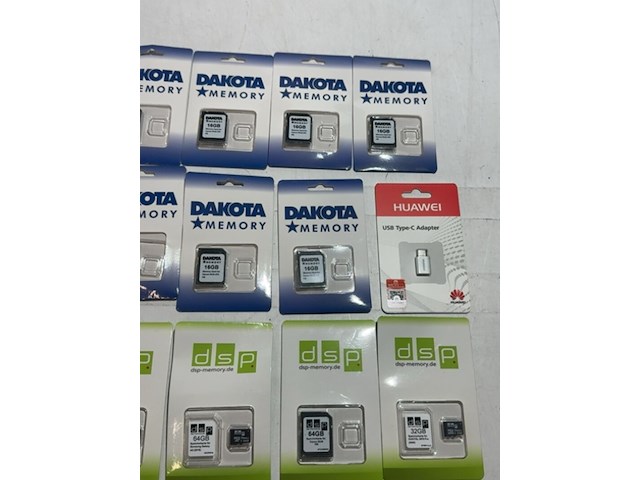 Ca. 19x sd + micro sd kaarten 16, 32, 64 en 128 gb - afbeelding 3 van  7