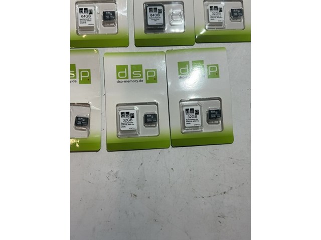 Ca. 19x sd + micro sd kaarten 16, 32, 64 en 128 gb - afbeelding 6 van  7