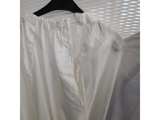 Ca. 19x vrouw, middeleeuwen onderkleding - afbeelding 6 van  6