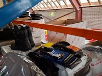 Ca. 200 paar diverse werkschoenen, laarzen, klompen o.a. dunlop, bekina, uvex, bata - afbeelding 6 van  23