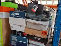 Ca. 200 paar diverse werkschoenen, laarzen, klompen o.a. dunlop, bekina, uvex, bata - afbeelding 7 van  23