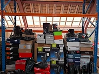 Ca. 200 paar diverse werkschoenen, laarzen, klompen o.a. dunlop, bekina, uvex, bata