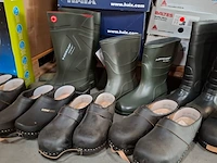 Ca. 200 paar diverse werkschoenen, laarzen, klompen o.a. dunlop, bekina, uvex, bata - afbeelding 15 van  23
