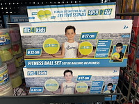 Ca. 200x divers kinderspeelgoed w.o. fitness bal, opbergmap, o.a. fit4kids - afbeelding 5 van  6