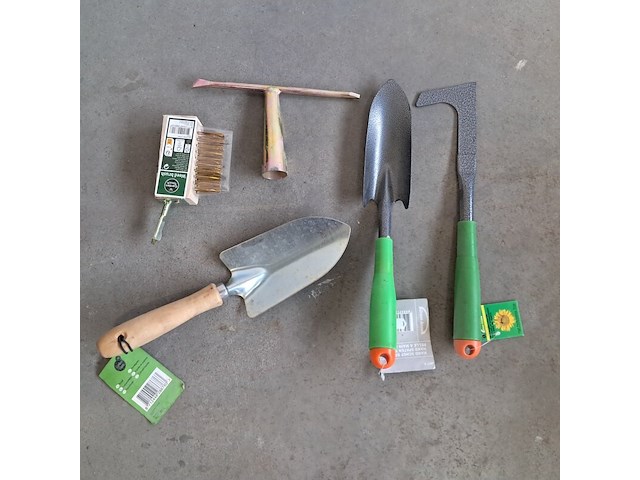 Ca. 200x hand tuin gereedschap & diversen - afbeelding 3 van  15