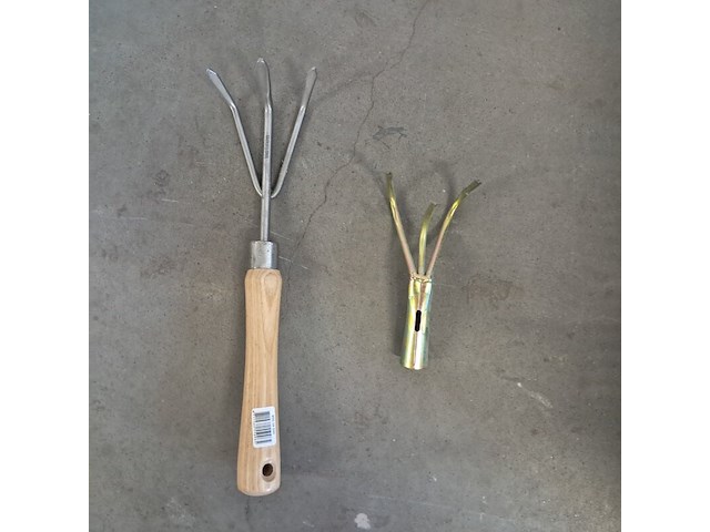 Ca. 200x hand tuin gereedschap & diversen - afbeelding 6 van  15