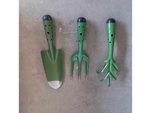 Ca. 200x hand tuin gereedschap & diversen - afbeelding 14 van  15