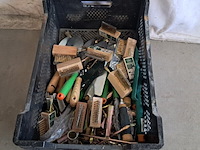 Ca. 200x hand tuin gereedschap & diversen - afbeelding 15 van  15