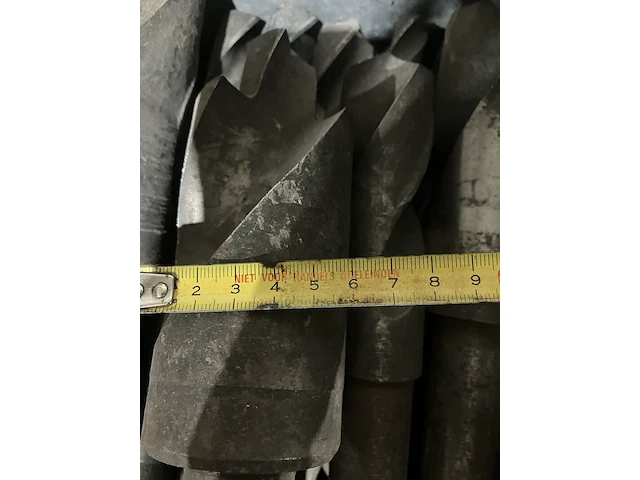 Ca. 200x ijzerboren in 2 kratten - afbeelding 4 van  8