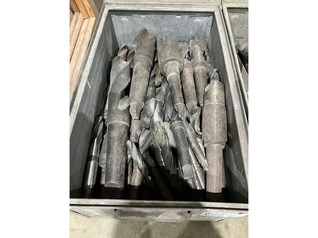 Ca. 200x ijzerboren in 2 kratten - afbeelding 7 van  8