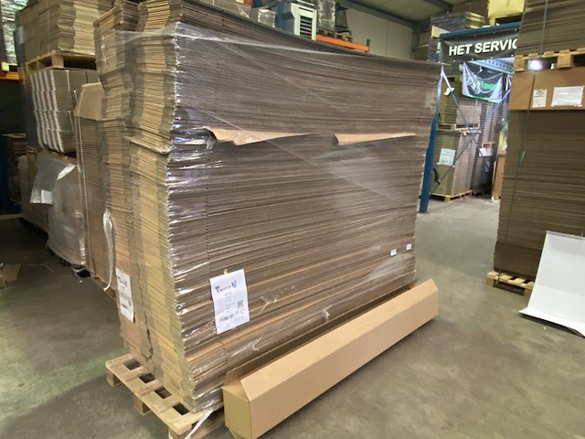 Ca. 200x lange verzenddozen dubbelgolf, bruin - afbeelding 1 van  3