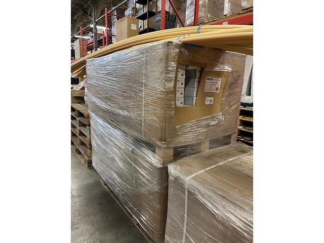 Ca. 200x magazijnverlichting led ip65 t5 fixture 1x49w, teco professional - afbeelding 1 van  3